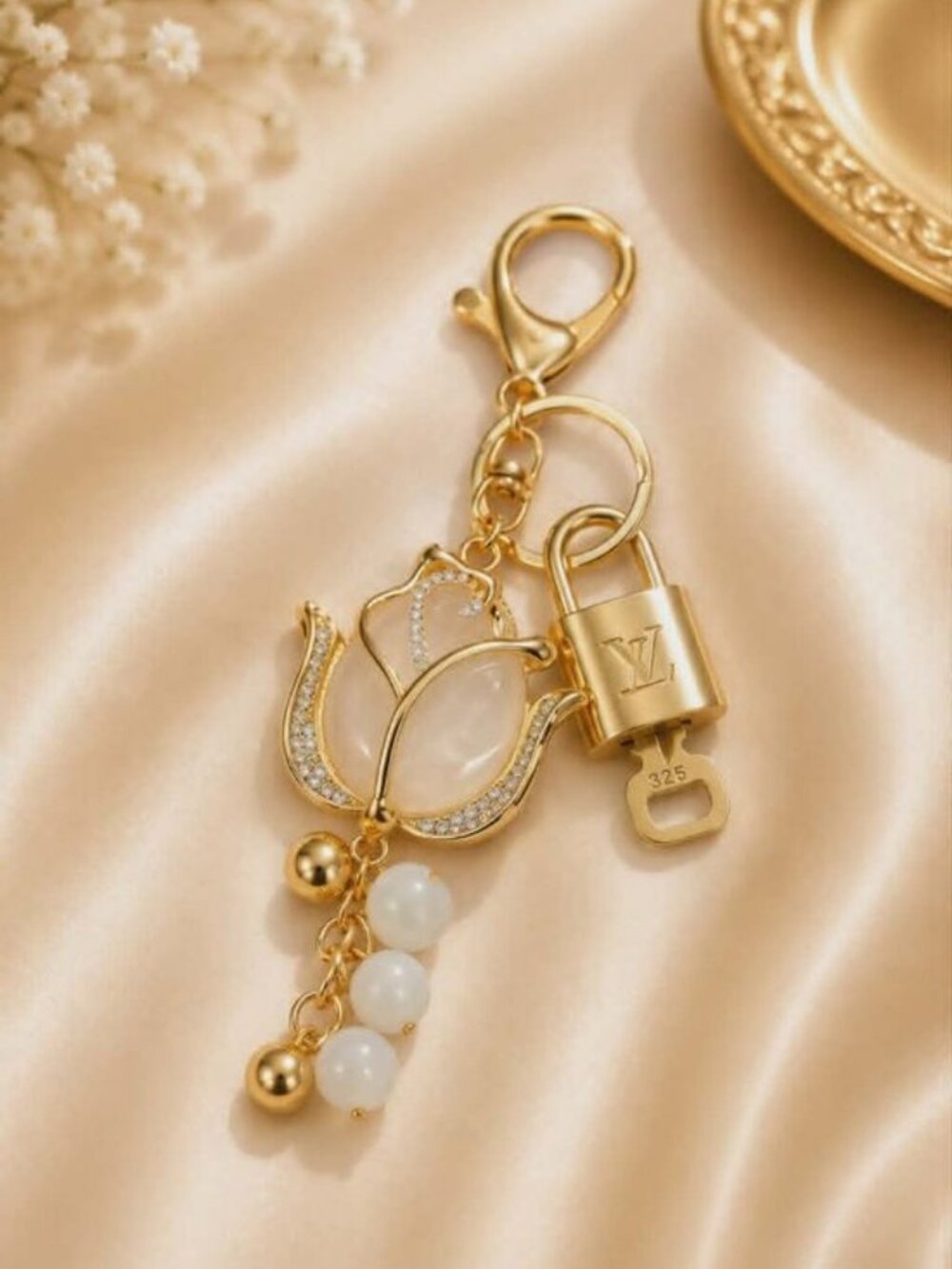 LV Gold Padlock Authentic 🔑 Luxury Bag Charm w/ Unbranded Flower Keychain